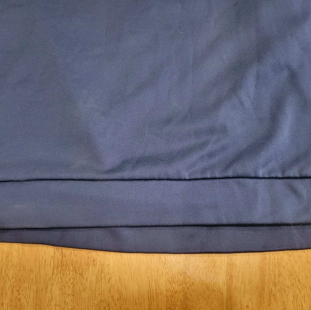 EUC Nike dri fit navy blue half zip sweatshirt
